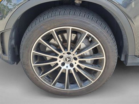 Used 2022 Mercedes-Benz GLC 300 image 21