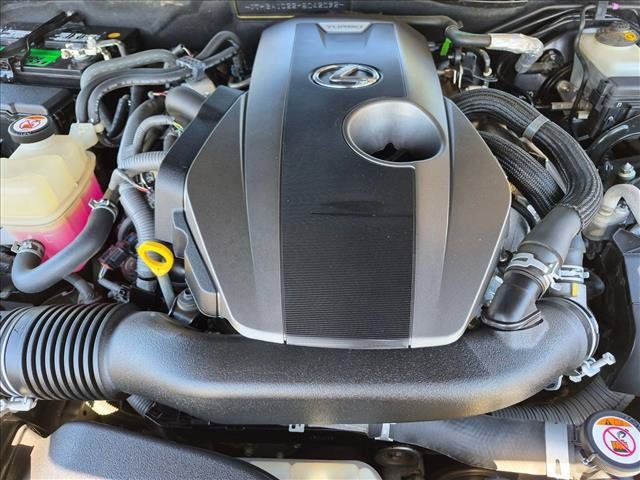 Used 2017 Lexus IS 200t w/ Navigation System Package RWD image 22