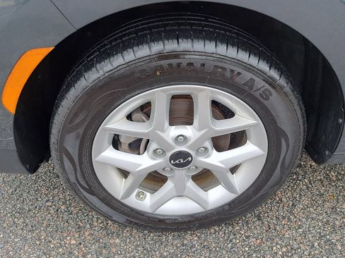 Used 2024 Kia Soul LX w/ Option Group 015 image 28