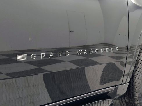 New 2026 Jeep Grand Wagoneer Limited AWD/4WD image 12