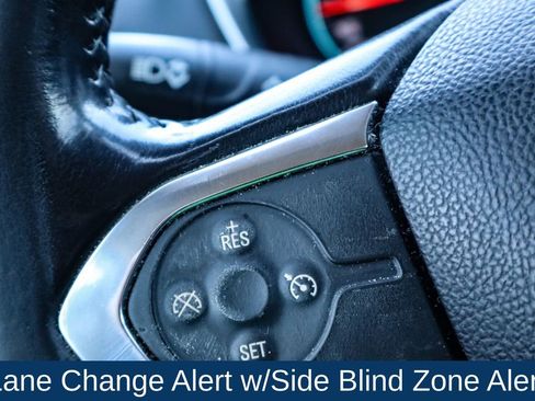 Used 2019 Chevrolet Traverse LT image 16