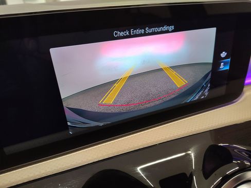 Used 2022 Mercedes-Benz A 220 image 22