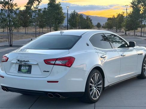 Used 2015 Maserati Ghibli RWD image 8