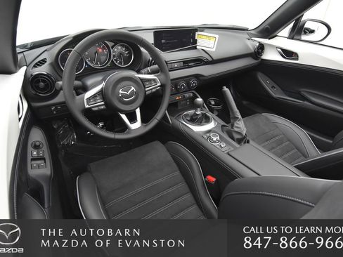 New 2025 MAZDA MX-5 Miata Club w/ Brembo/BBS Recaro Package image 32