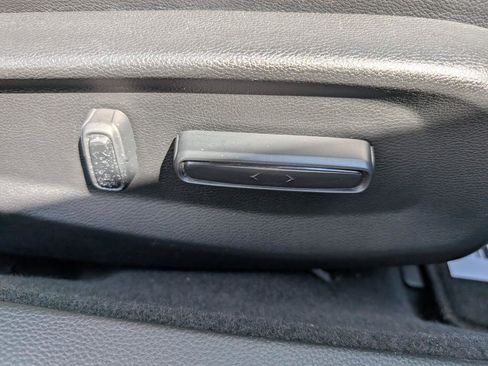 Used 2018 Honda Accord Touring image 39