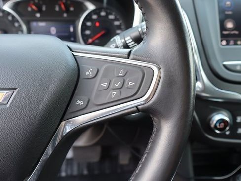 Used 2021 Chevrolet Equinox LT image 26