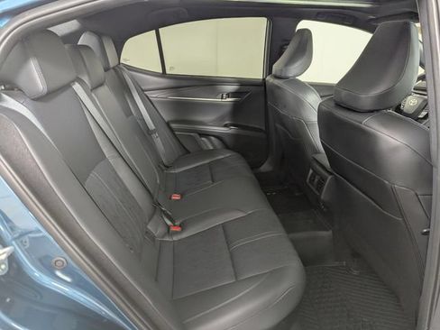 Used 2025 Toyota Camry XSE AWD/4WD image 16