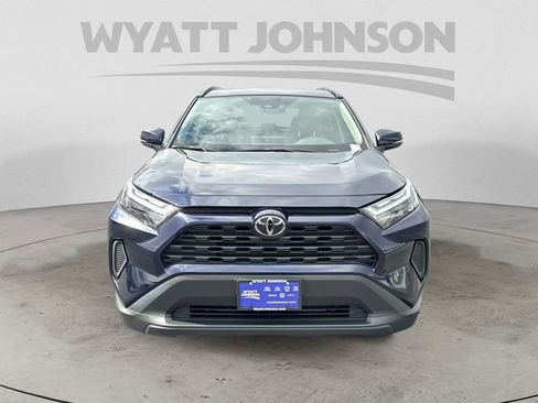 Used 2025 Toyota RAV4 XLE w/ Weather Package image 8
