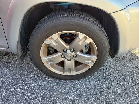 Used 2012 Toyota RAV4 Sport w/ Appearance Pkg image 9