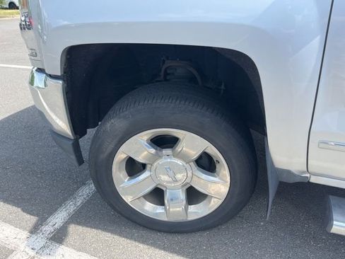 Used 2018 Chevrolet Silverado 1500 LTZ w/ Sport Package image 12