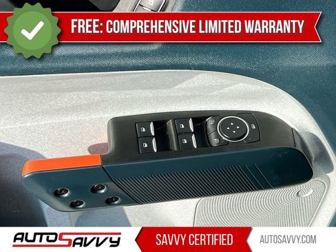 Used 2023 Ford Maverick AWD SuperCrew image 17