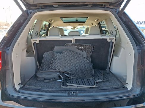 Used 2019 Volkswagen Atlas SE w/ Panoramic Sunroof Package image 29