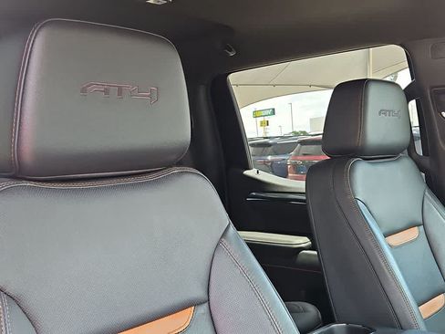 Used 2025 GMC Sierra 1500 AT4 AWD/4WD image 18
