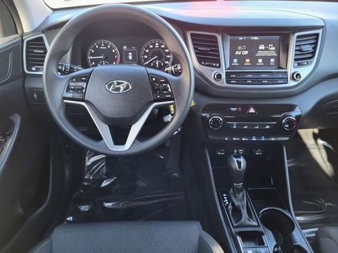 Used 2018 Hyundai Tucson SEL image 16