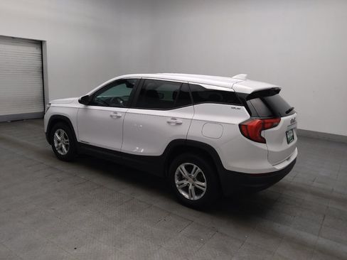 Used 2021 GMC Terrain SLE FWD image 3