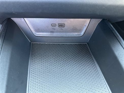 Used 2026 Chevrolet Equinox LT FWD image 20