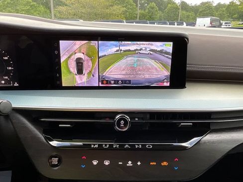 Used 2025 Nissan Murano Platinum AWD/4WD image 19