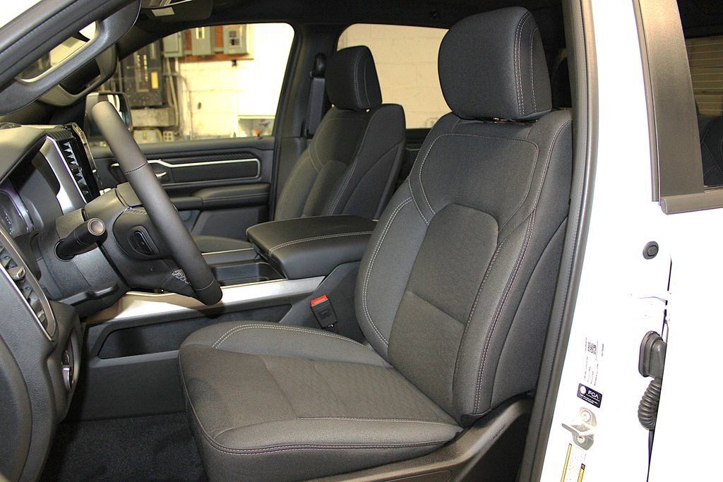 New 2026 RAM 1500 Big Horn AWD/4WD image 25