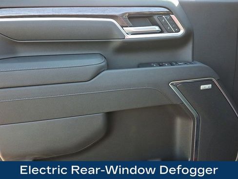 Used 2026 Chevrolet Silverado 2500 LTZ w/ LTZ Plus Package image 16