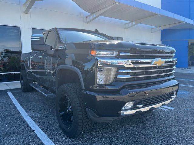 Used 2022 Chevrolet Silverado 2500 High Country w/ Safety Package II AWD/4WD image 1