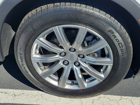 Used 2019 Cadillac XT4 Premium Luxury AWD/4WD image 8