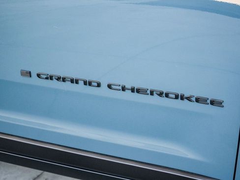 New 2026 Jeep Grand Cherokee Limited image 10