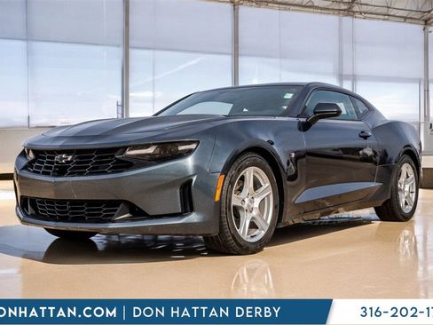 Used 2022 Chevrolet Camaro LT image 1