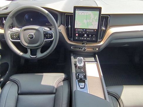 New 2026 Volvo XC60 B5 Ultra w/ Protection Package Premier AWD/4WD image 10