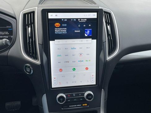 Used 2024 Ford Edge SEL w/ Convenience Package image 34