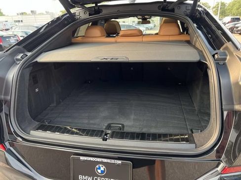 Used 2025 BMW X6 xDrive40i AWD/4WD image 17