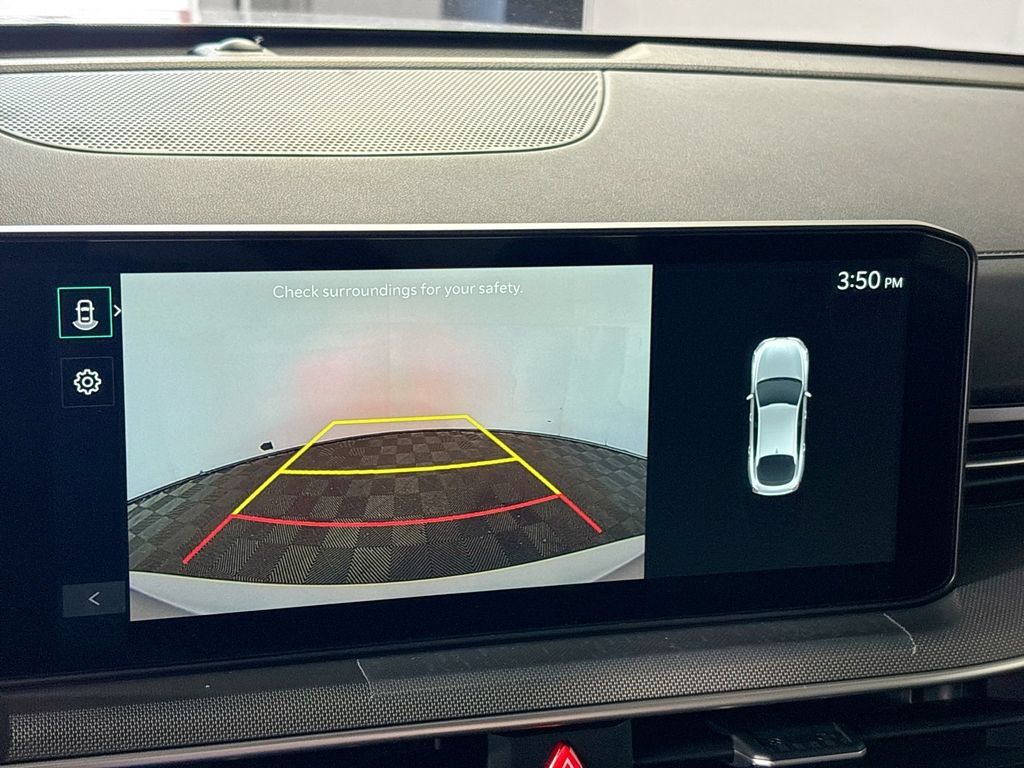 New 2026 Kia K5 LXS FWD image 16