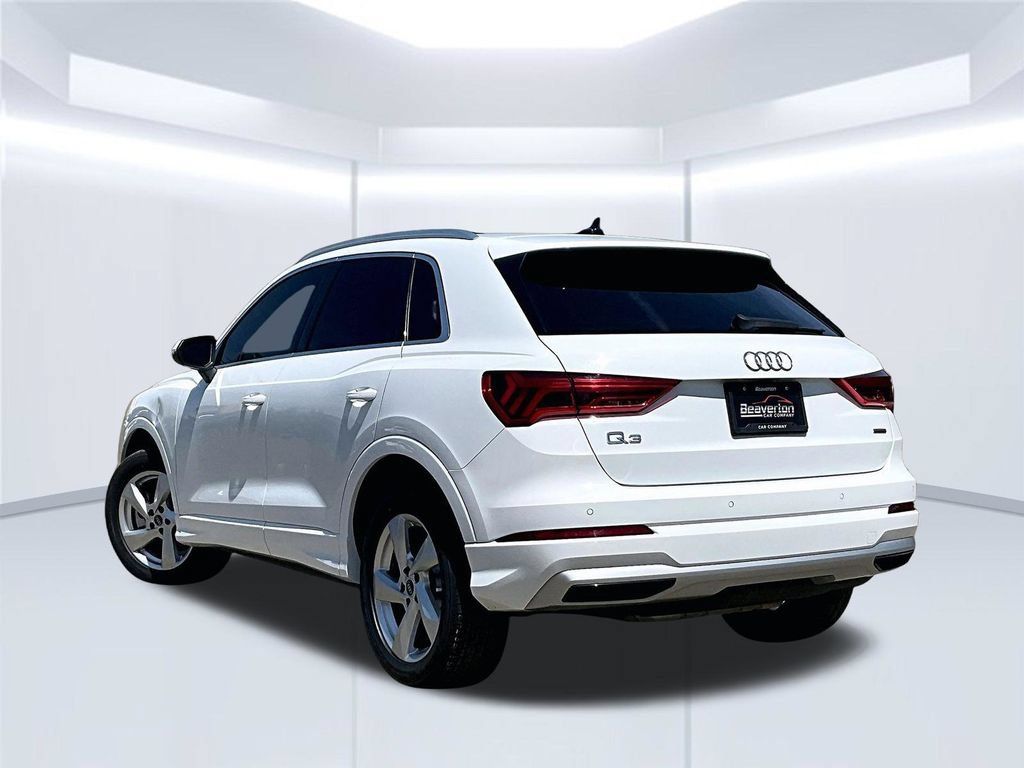 Used 2021 Audi Q3 2.0T Premium w/ Convenience Package AWD/4WD image 13