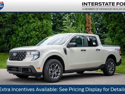 New 2025 Ford Maverick XLT w/ XLT Luxury Package
