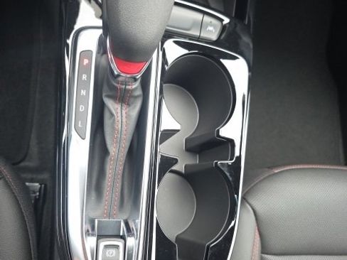 New 2026 Chevrolet Trax RS w/ Sunroof Package image 21