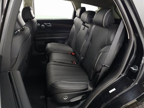 Used 2025 Genesis GV80 2.5T Prestige image 35