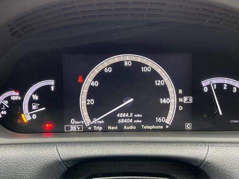 Used 2010 Mercedes-Benz CL 550 4MATIC image 33