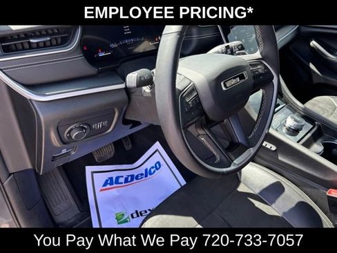 Used 2023 Jeep Grand Cherokee Altitude AWD/4WD image 14