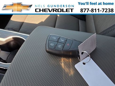 New 2026 Chevrolet Equinox LT w/ Convenience Package II AWD/4WD image 32
