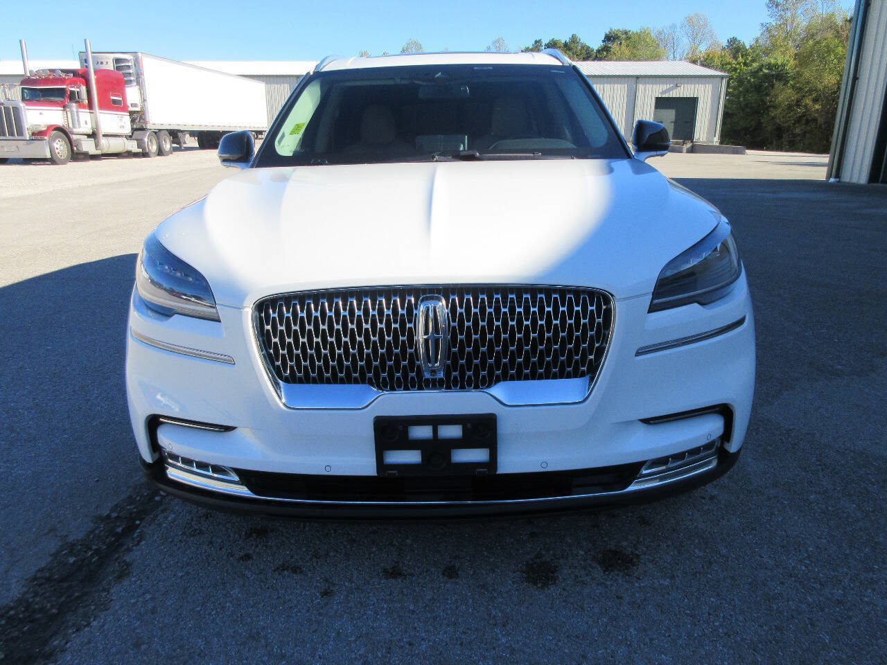 Used 2020 Lincoln Aviator Reserve w/ Equipment Group 201A RWD image 17
