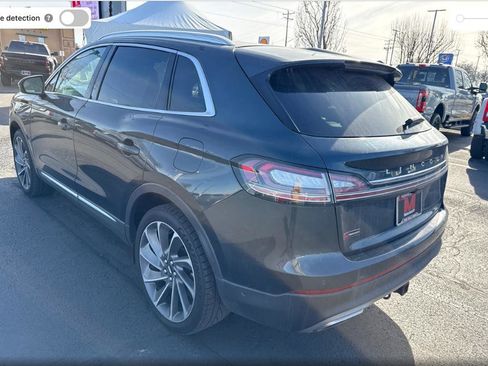 Used 2022 Lincoln Nautilus Reserve w/ Equipment Group 202A image 3