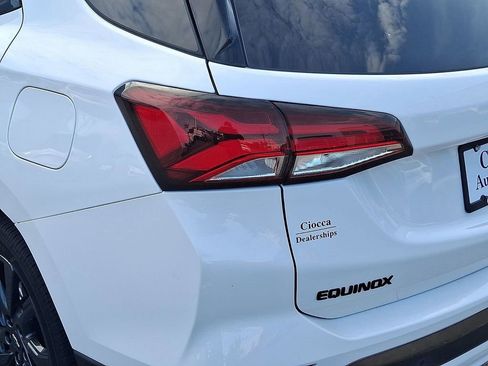 Used 2022 Chevrolet Equinox RS AWD/4WD image 17