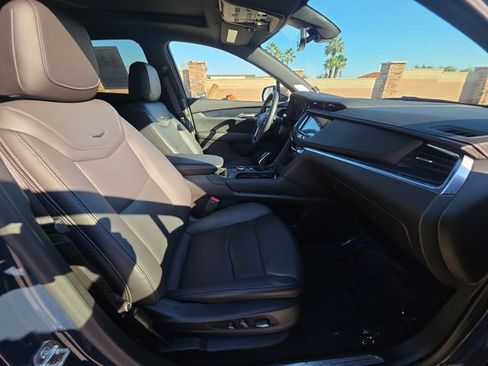 Certified 2025 Cadillac XT5 Premium Luxury image 30