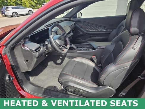 Used 2024 Dodge Charger R/T w/ Plus Group image 2