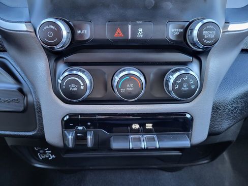 Used 2024 RAM 3500 Big Horn image 15