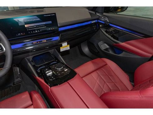 New 2026 BMW i5 eDrive40 w/ M Sport Package image 77