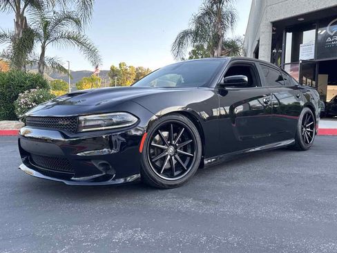 Used 2020 Dodge Charger R/T image 8