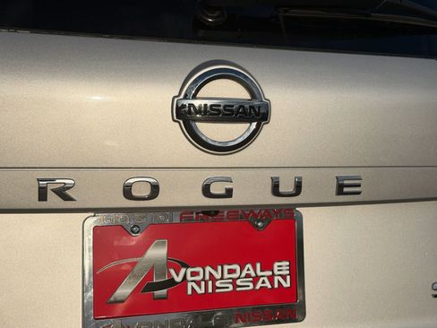 Used 2021 Nissan Rogue SV FWD image 29