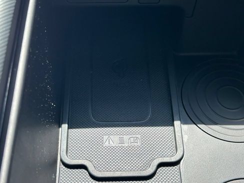 Used 2023 Hyundai Palisade SEL w/ Premium Package FWD image 31