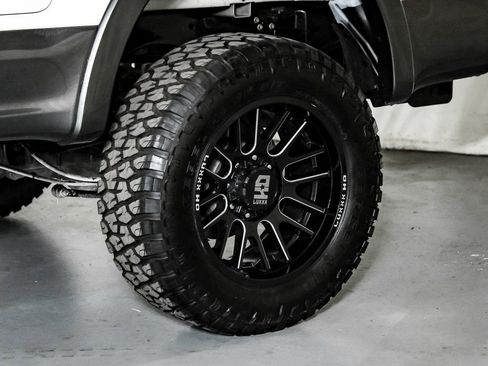 Used 2019 Ford F250 Lariat w/ Lariat Value Package image 48