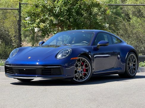 Used 2022 Porsche 911 Carrera 4S AWD/4WD image 1